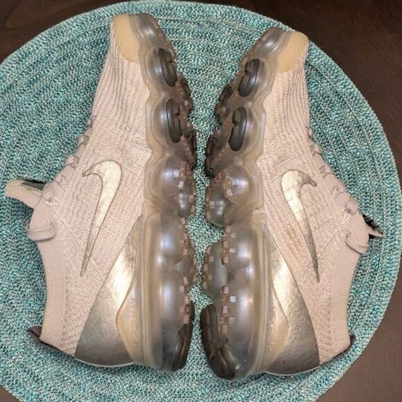 O1 NIKE AIR VAPRMAX Flyknit \